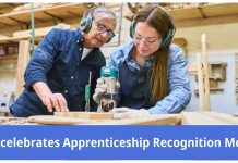 廳長就學徒表彰月發表聲明 flickr.com