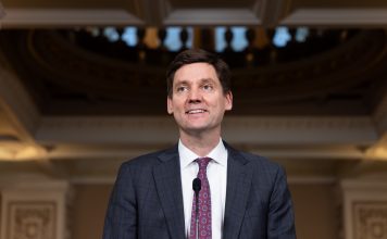 省長尹大衛 (David Eby) 就清明節發表聲明 flickr.com